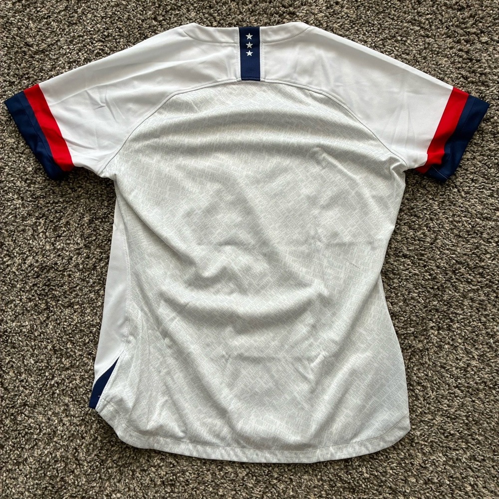 Nike USA Women's M National Team World Cup Soccer 2019/2020 Jersey - Picture 5 of 5